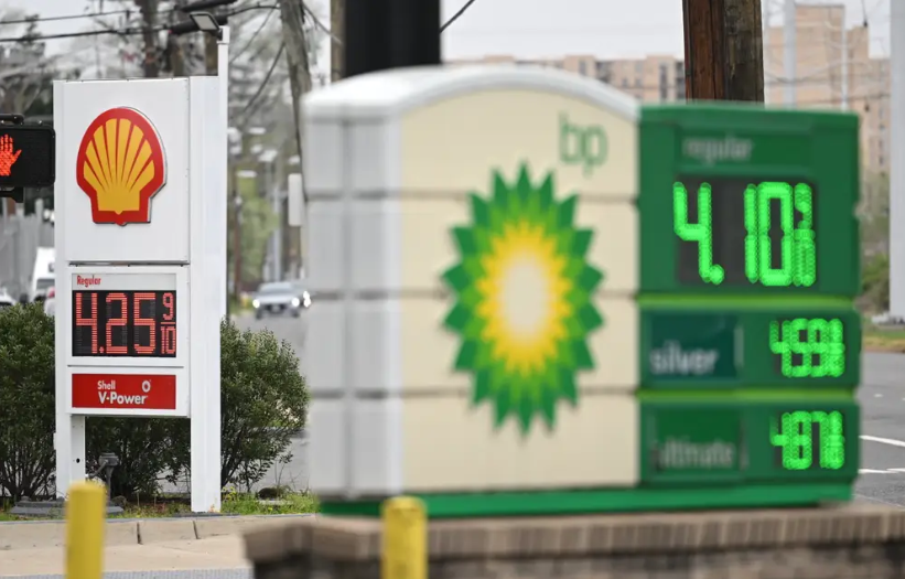 US gas prices risk topping $5 per gallon if Strait of Hormuz stays closed: JPMorgan